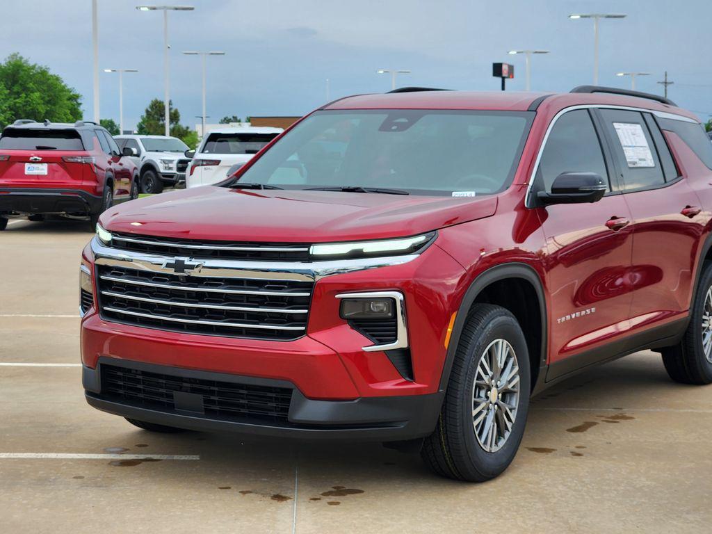 new 2026 Chevrolet Traverse car, priced at $45,225