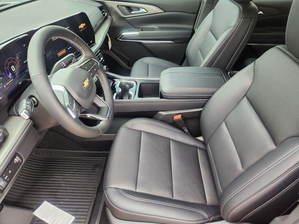 new 2026 Chevrolet Traverse car, priced at $45,225