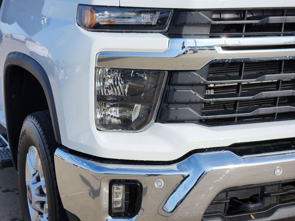 used 2025 Chevrolet Silverado 2500 car, priced at $61,482