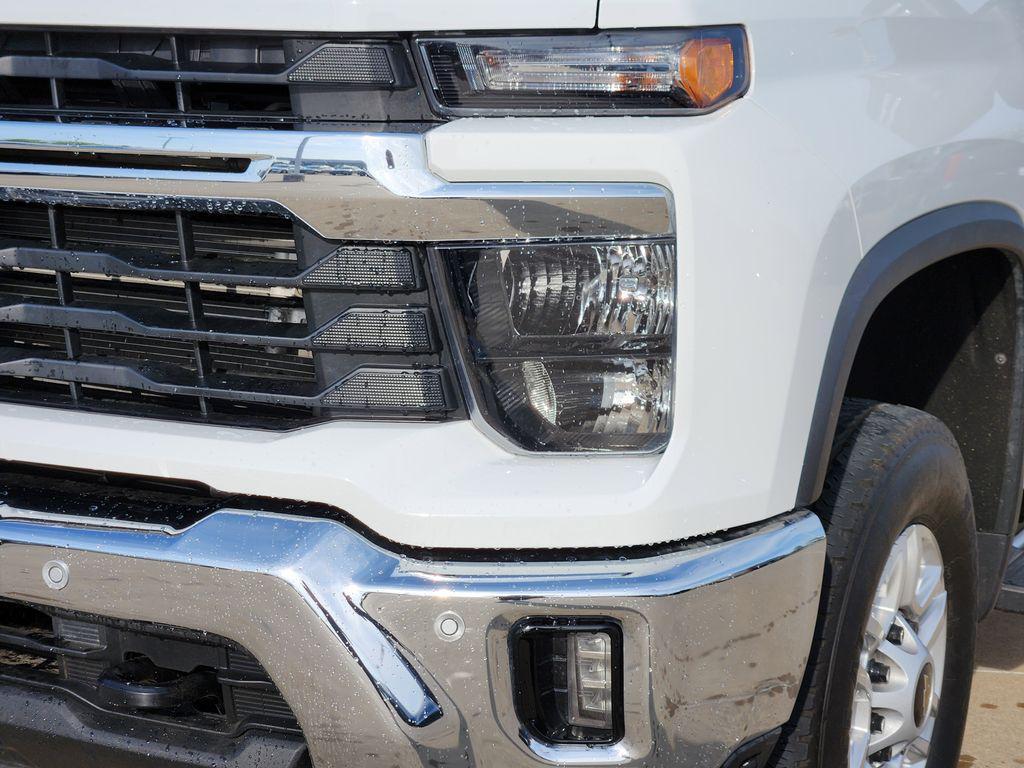 used 2025 Chevrolet Silverado 2500 car, priced at $61,482
