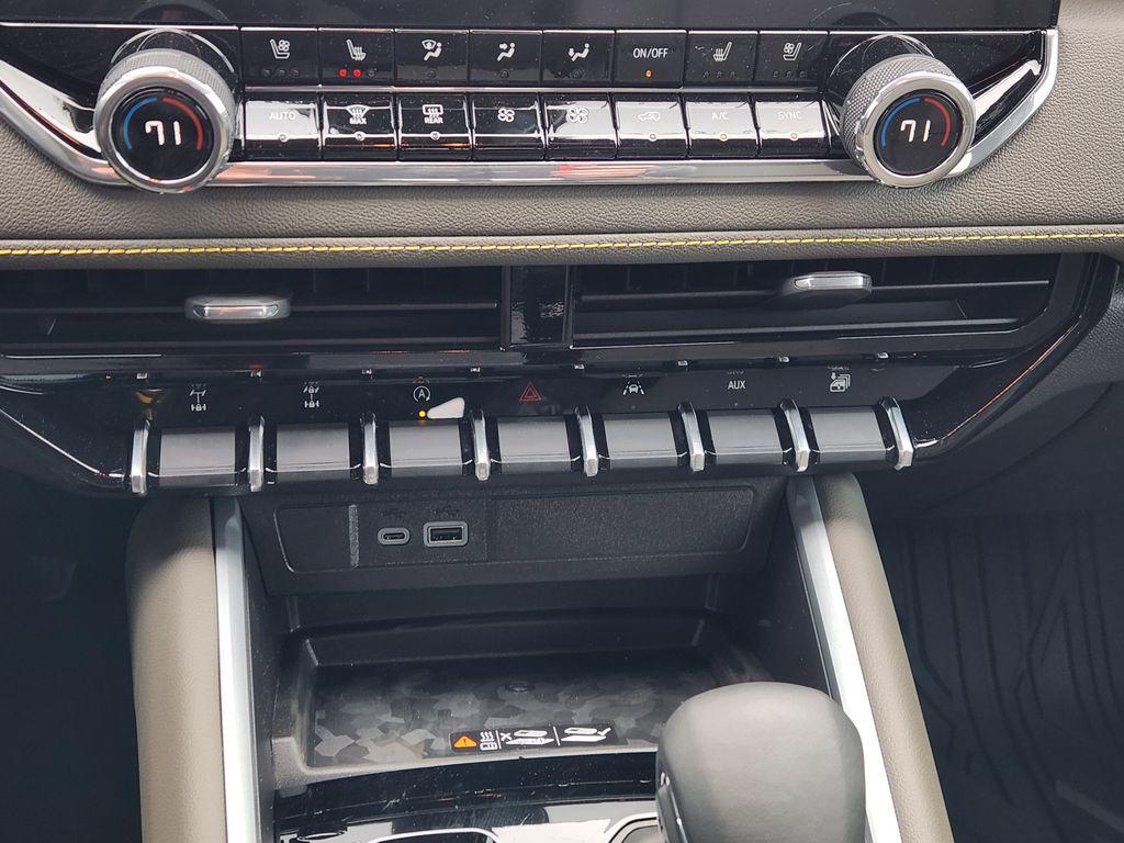 new 2026 Chevrolet Colorado car, priced at $53,087