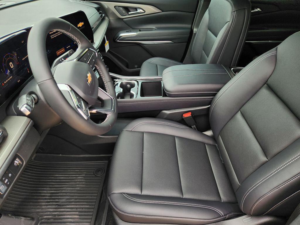 new 2026 Chevrolet Traverse car, priced at $46,414