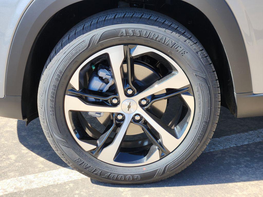 new 2026 Chevrolet Trax car, priced at $26,030