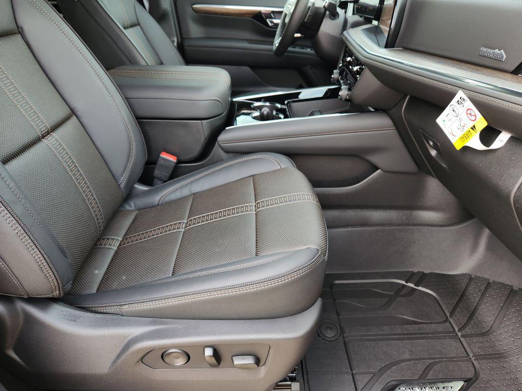 new 2026 Chevrolet Suburban car, priced at $92,542