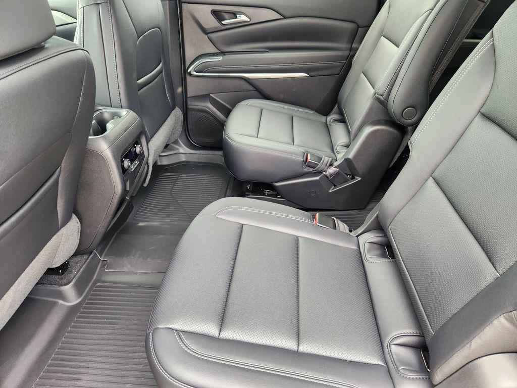 new 2026 Chevrolet Traverse car, priced at $48,345