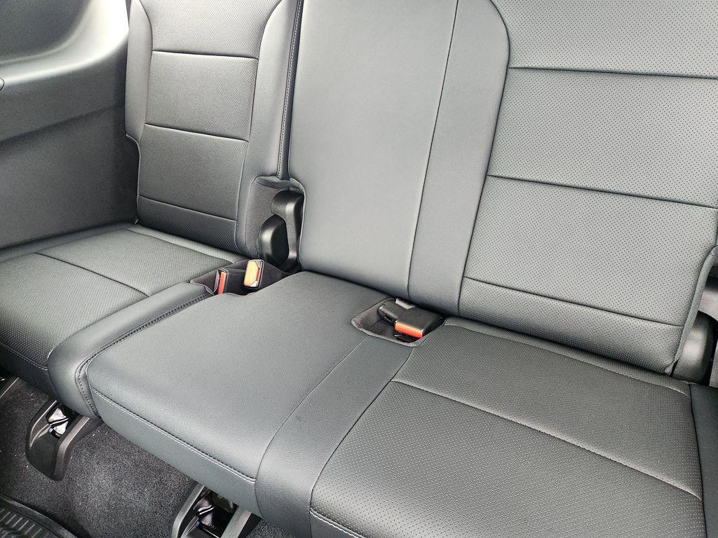 new 2026 Chevrolet Traverse car, priced at $48,345