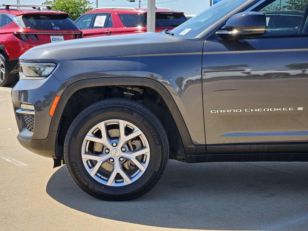 used 2022 Jeep Grand Cherokee car, priced at $31,232
