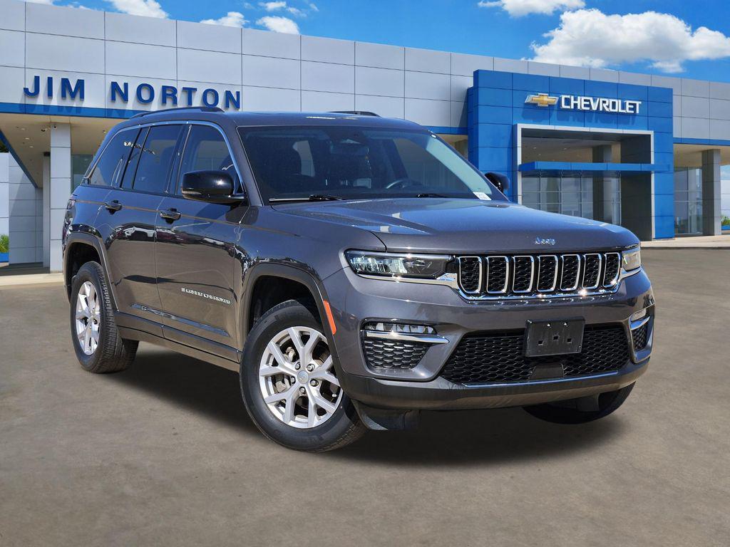 used 2022 Jeep Grand Cherokee car, priced at $31,232