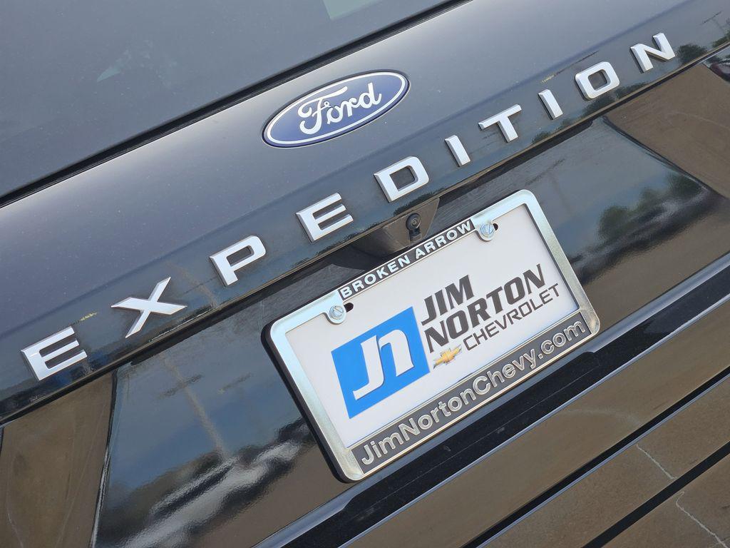 used 2025 Ford Expedition Max car, priced at $59,902