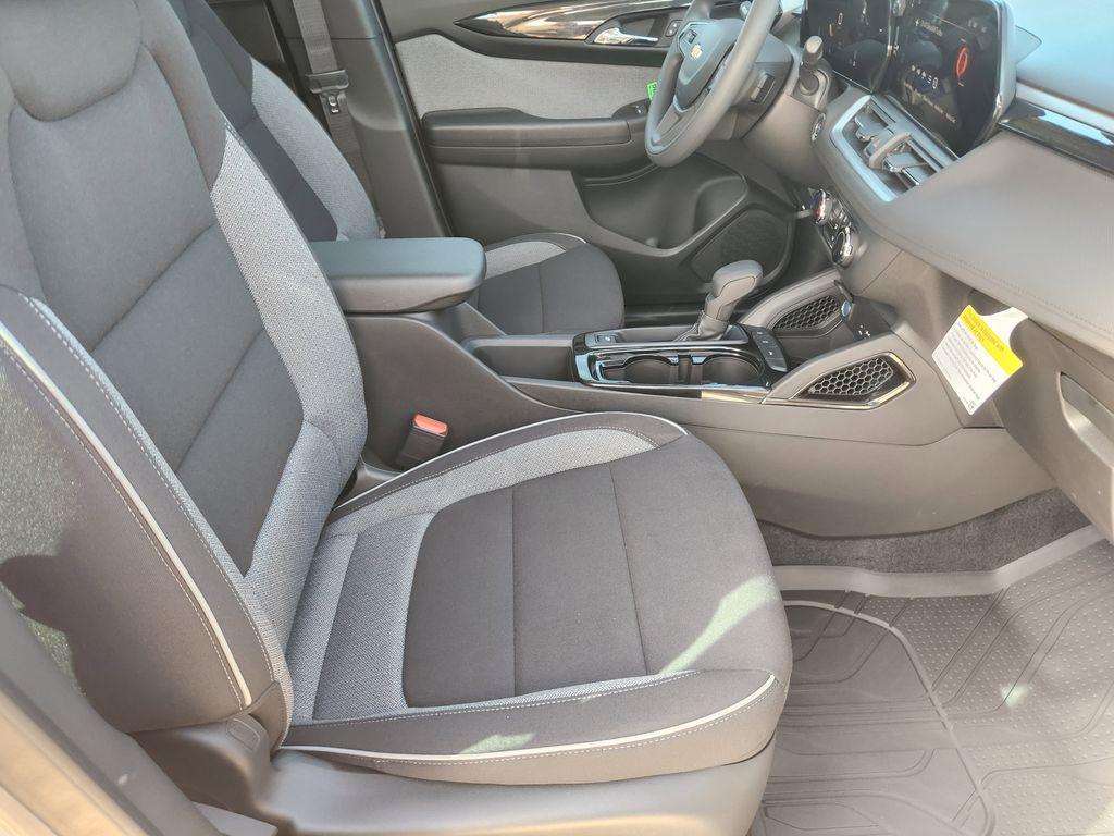 new 2026 Chevrolet TrailBlazer car, priced at $25,121
