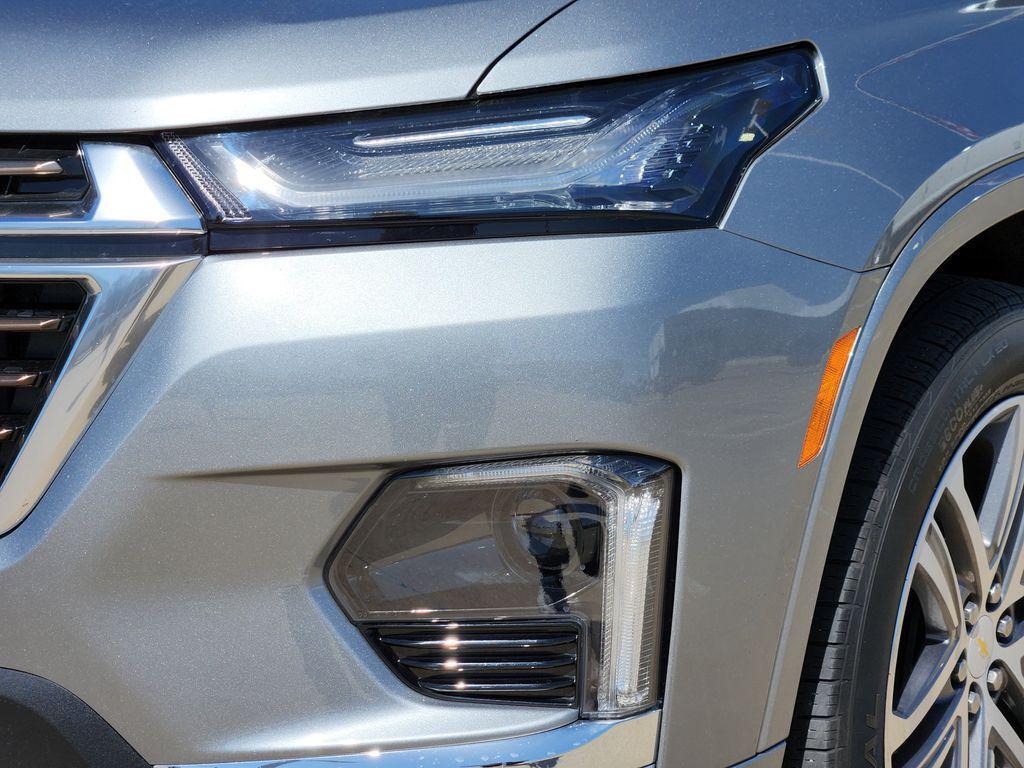 used 2023 Chevrolet Traverse car, priced at $30,170