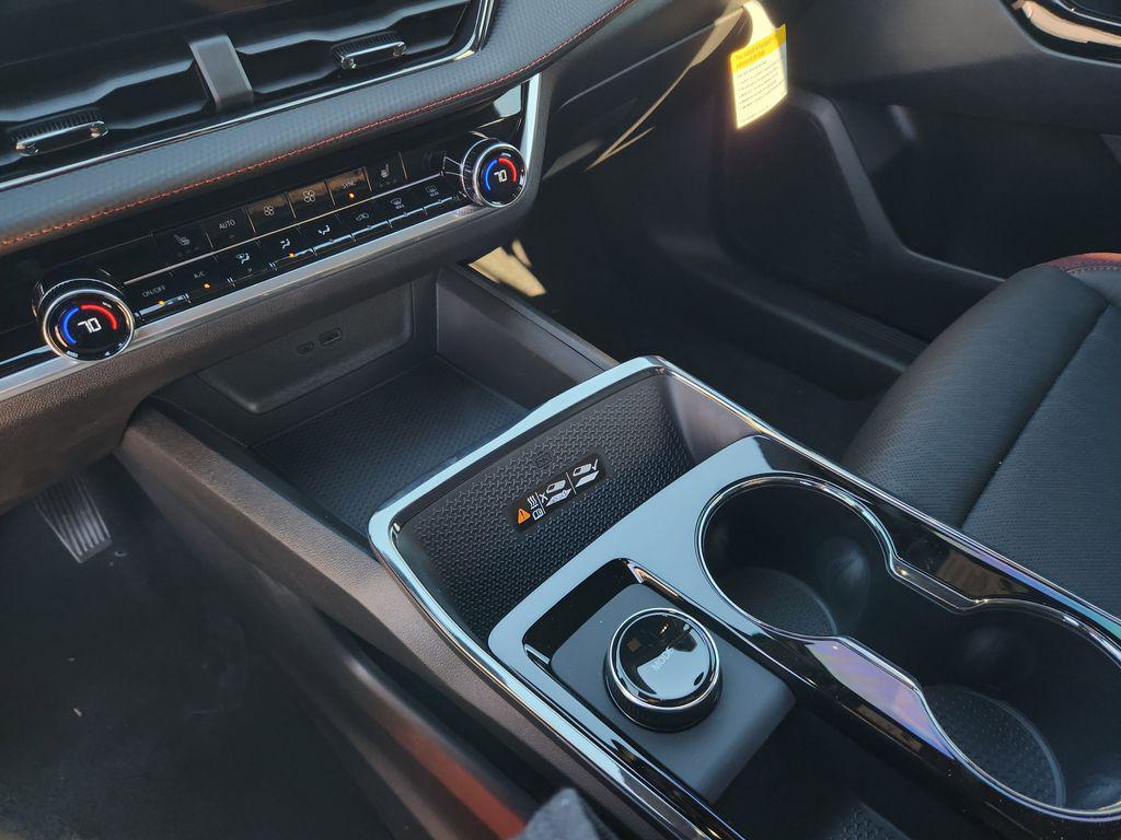 new 2026 Chevrolet Equinox car, priced at $34,445