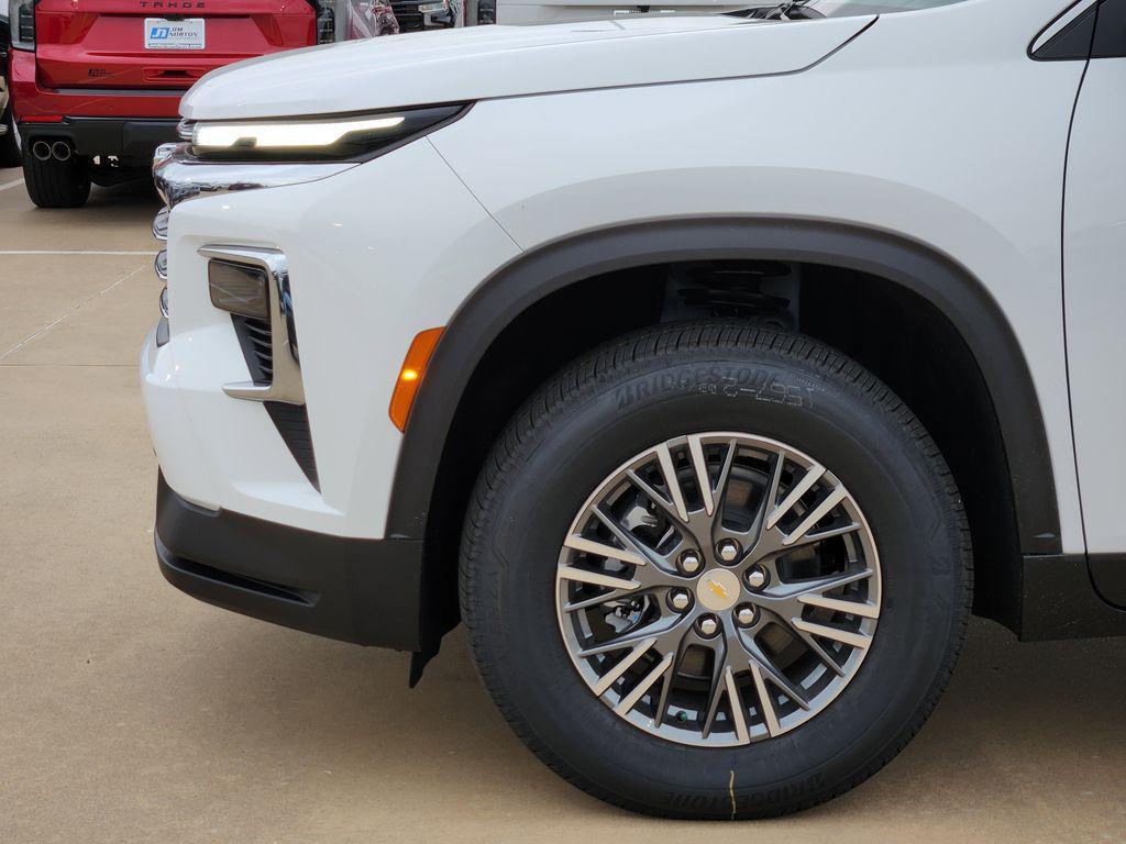 new 2026 Chevrolet Traverse car, priced at $43,301