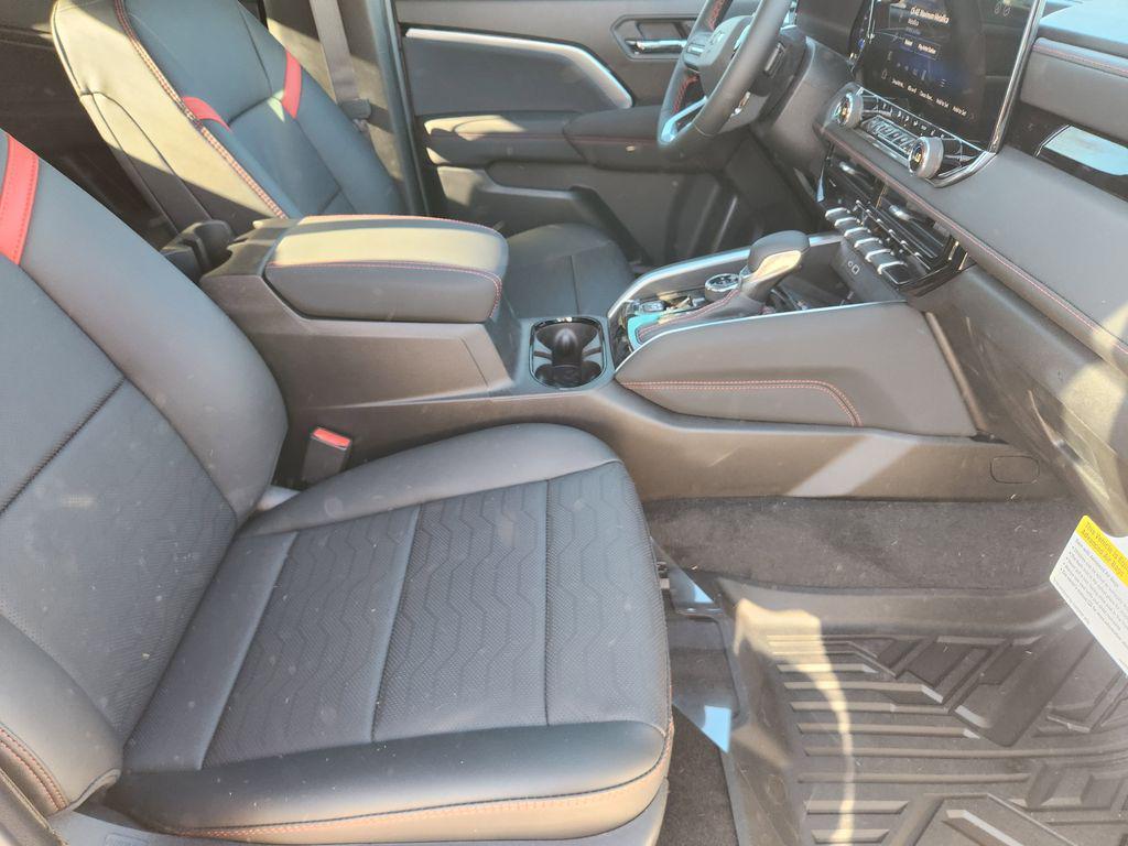 new 2026 Chevrolet Colorado car, priced at $46,618