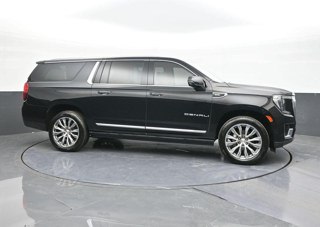 used 2021 GMC Yukon XL car, priced at $46,731