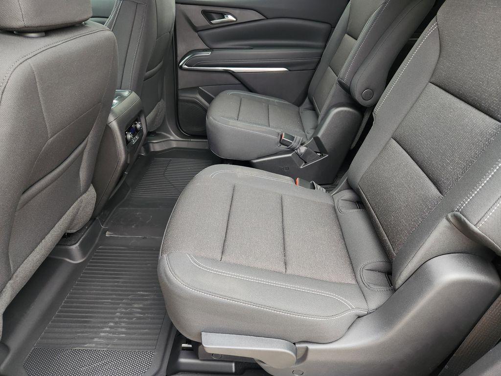 new 2026 Chevrolet Traverse car, priced at $44,500