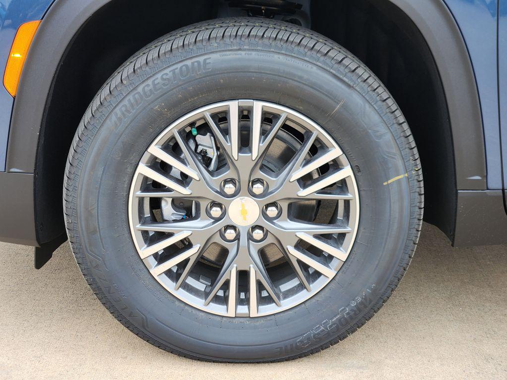 new 2026 Chevrolet Traverse car, priced at $44,500