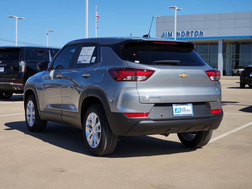 new 2026 Chevrolet TrailBlazer car, priced at $27,529