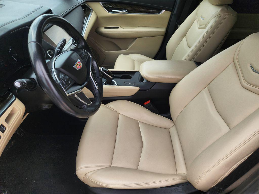 used 2019 Cadillac XT5 car, priced at $21,921