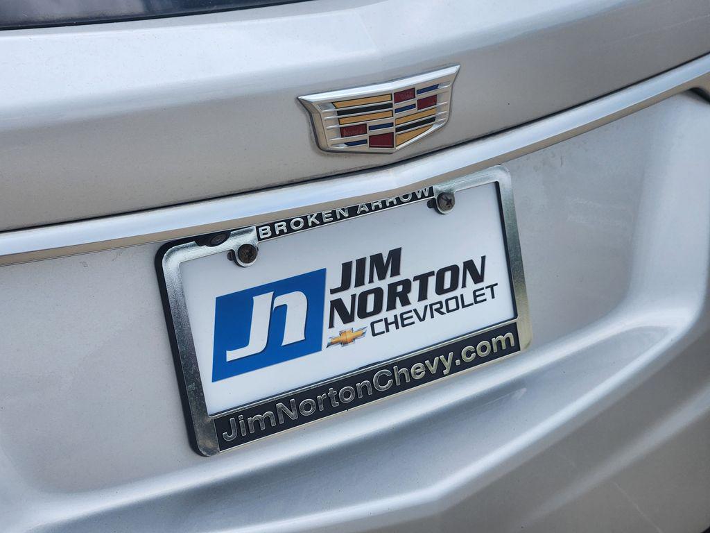 used 2019 Cadillac XT5 car, priced at $21,921