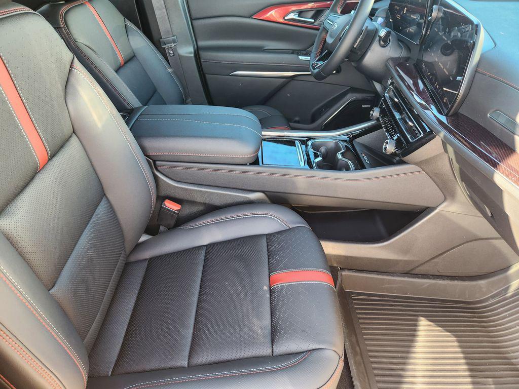 new 2026 Chevrolet Traverse car, priced at $57,959