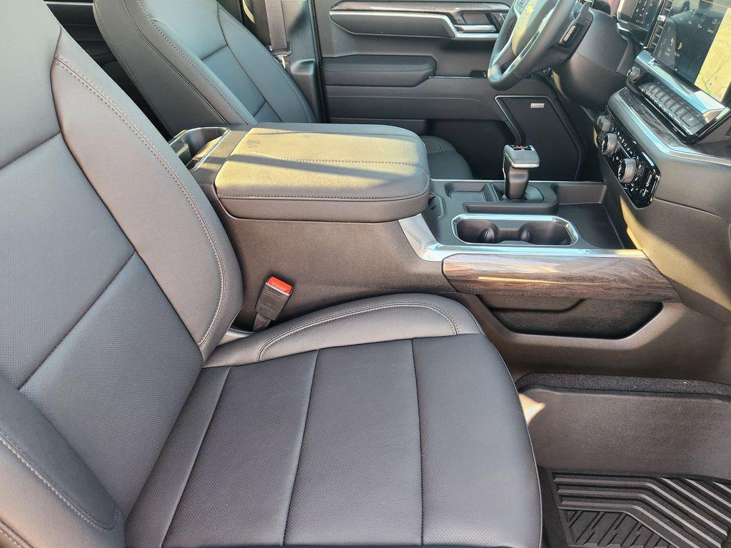 new 2026 Chevrolet Silverado 1500 car, priced at $55,658