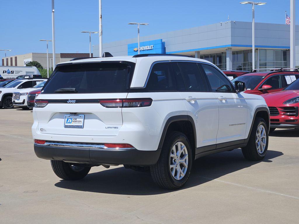 used 2023 Jeep Grand Cherokee car, priced at $30,076