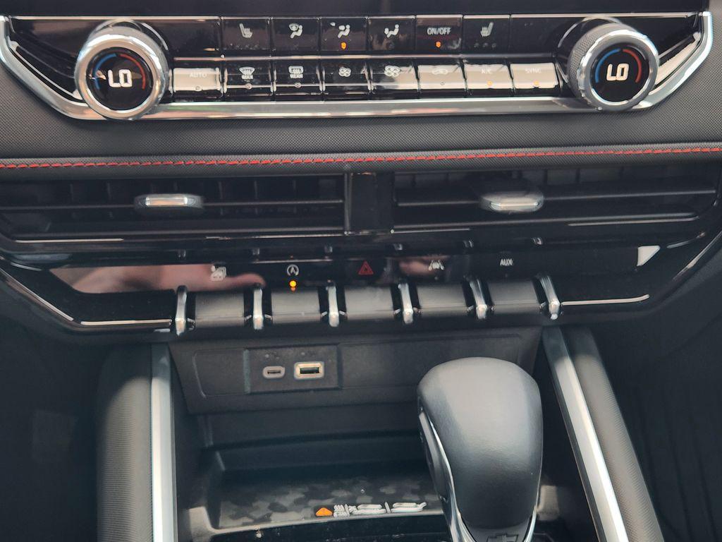 new 2026 Chevrolet Colorado car, priced at $44,204