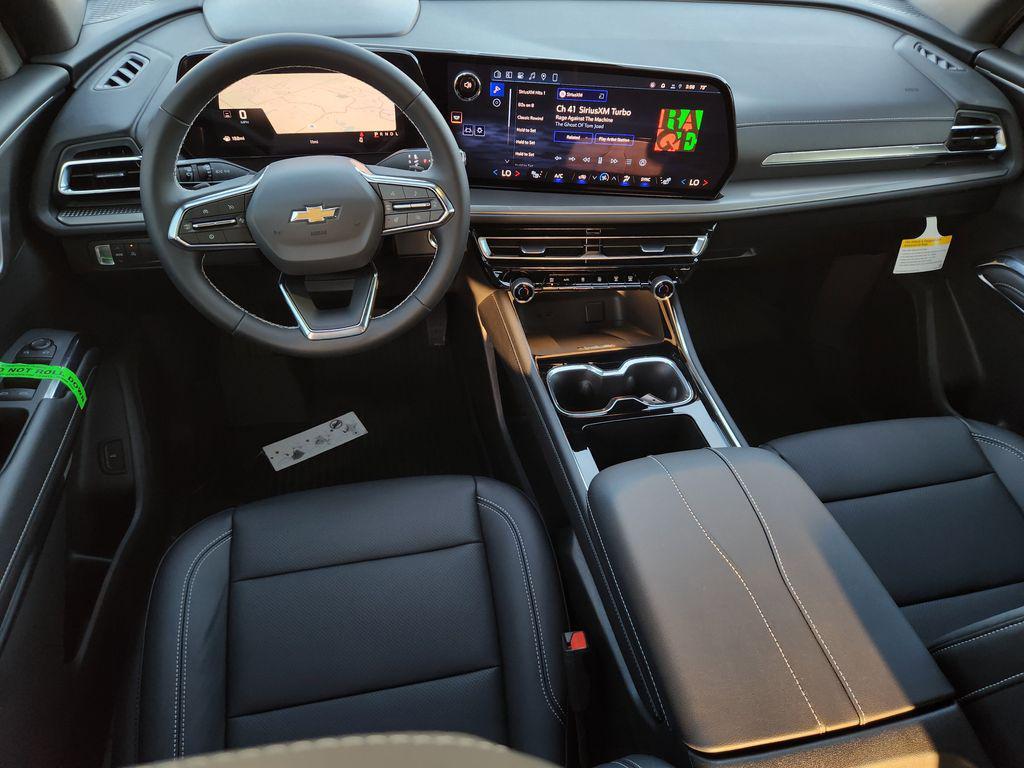 new 2026 Chevrolet Traverse car, priced at $44,276