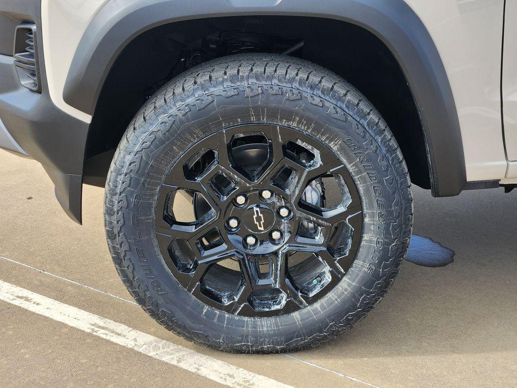 new 2026 Chevrolet Colorado car, priced at $45,528