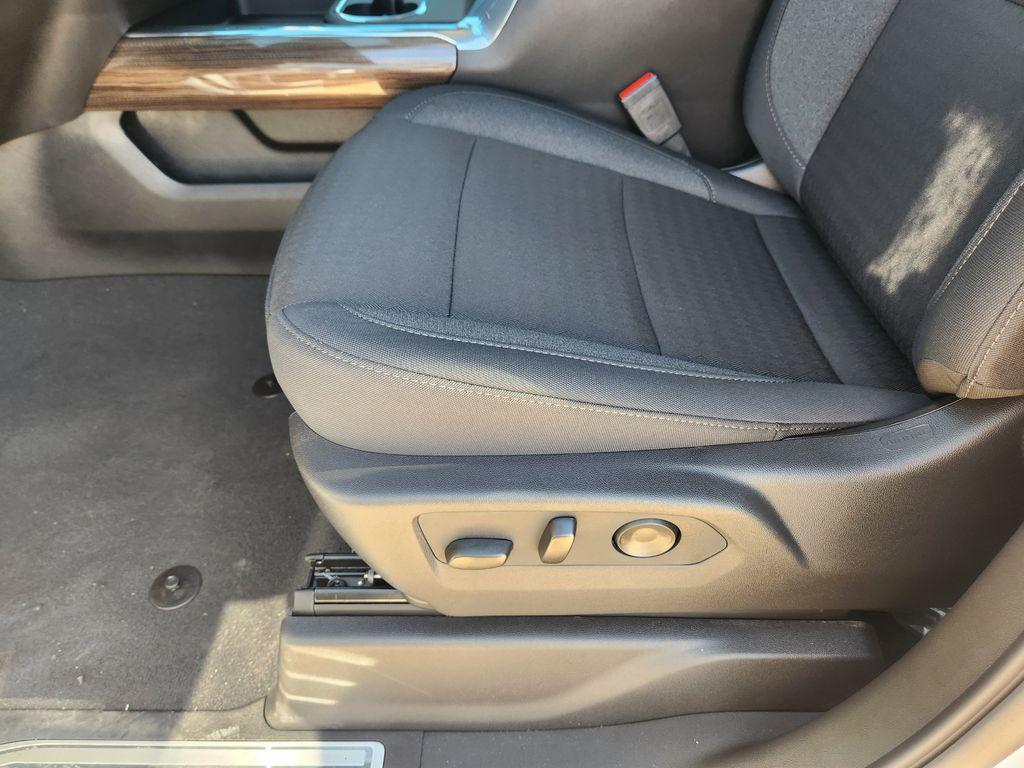 new 2026 Chevrolet Silverado 3500 car