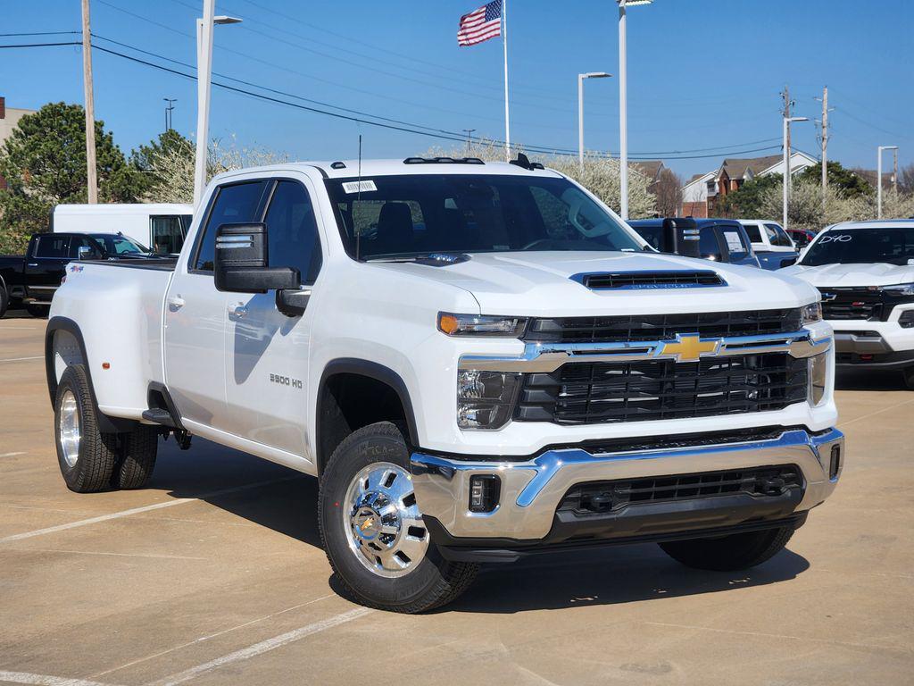 new 2026 Chevrolet Silverado 3500 car