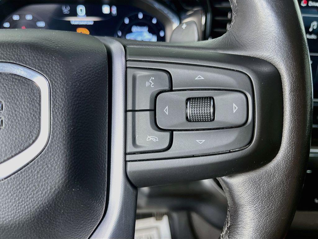 used 2022 GMC Sierra 1500 car, priced at $36,600