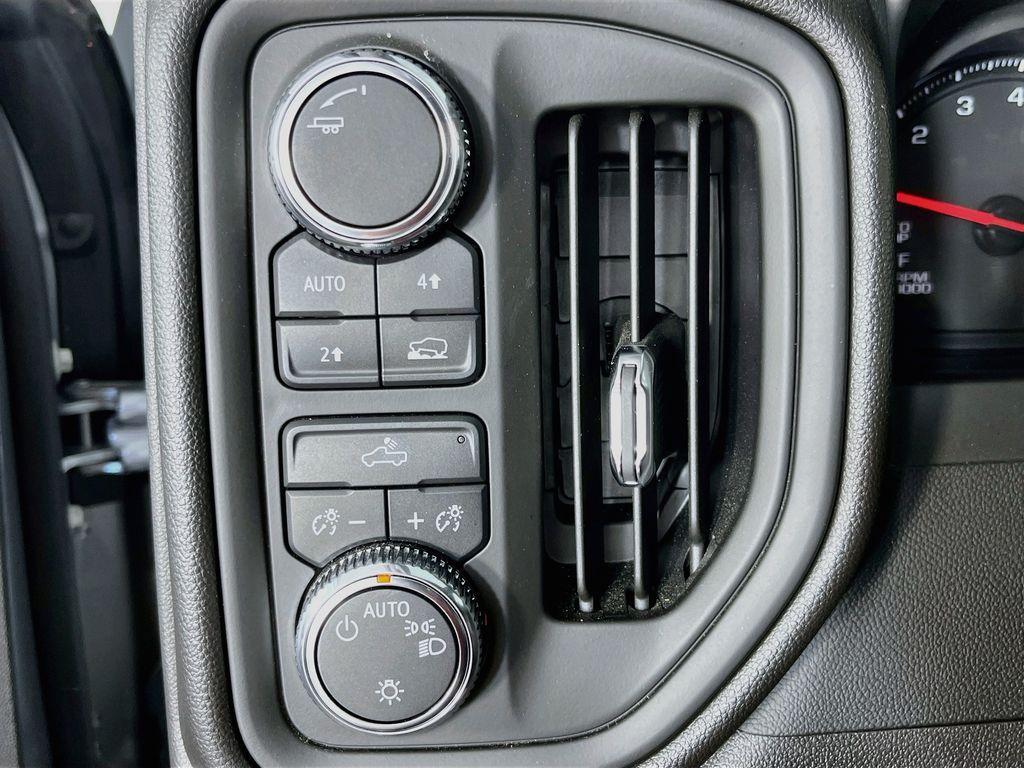 used 2024 GMC Sierra 1500 car, priced at $36,700