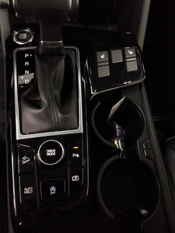 used 2025 Kia Sportage car, priced at $28,000