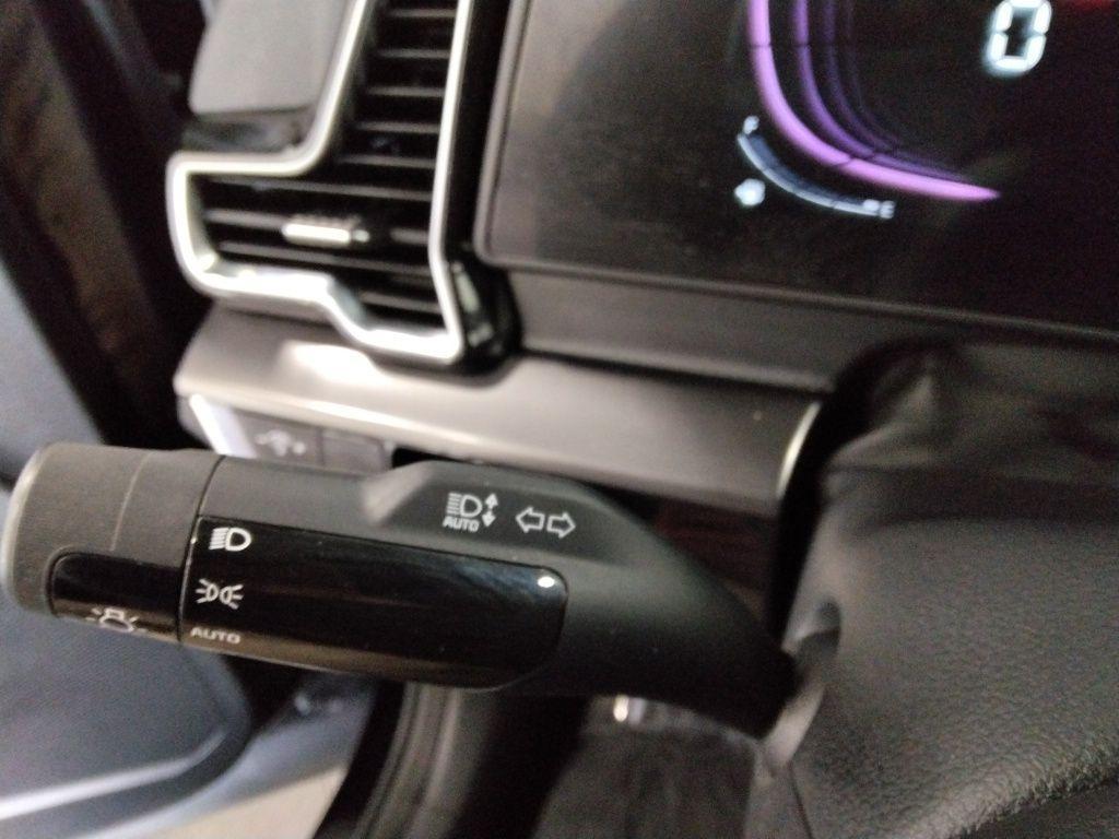 used 2025 Kia Sportage car, priced at $28,000