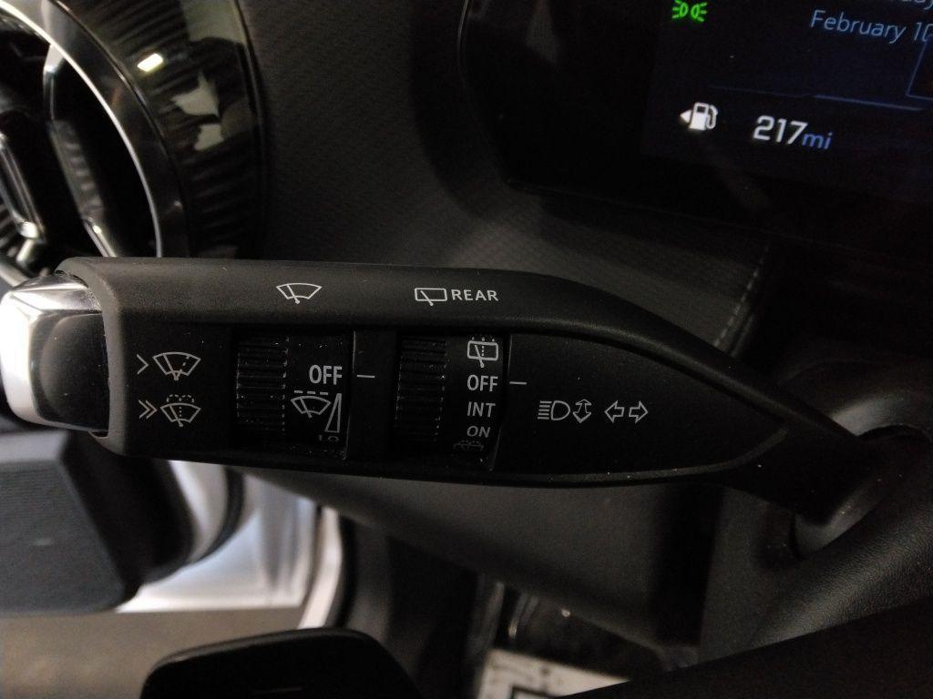 used 2025 Chevrolet Equinox car, priced at $24,000