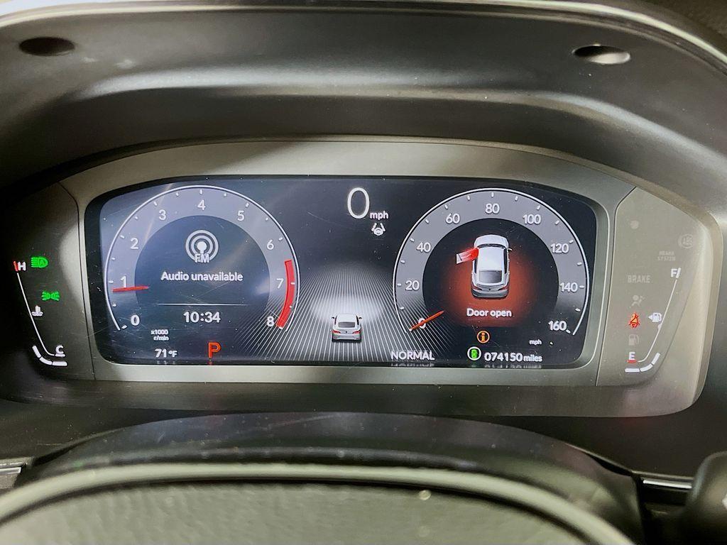used 2025 Acura Integra car, priced at $27,900