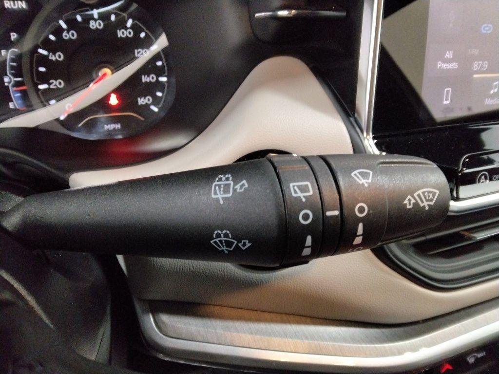 used 2025 Jeep Compass car, priced at $24,000