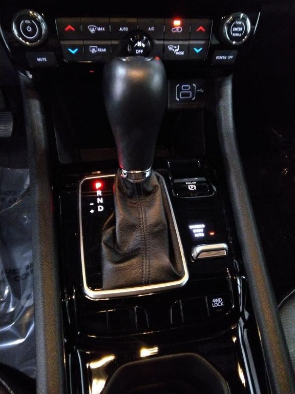 used 2025 Jeep Compass car, priced at $24,000