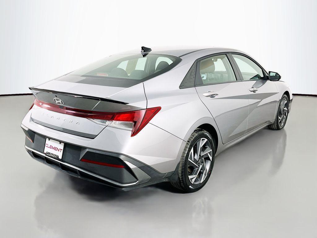 used 2025 Hyundai Elantra car, priced at $21,500
