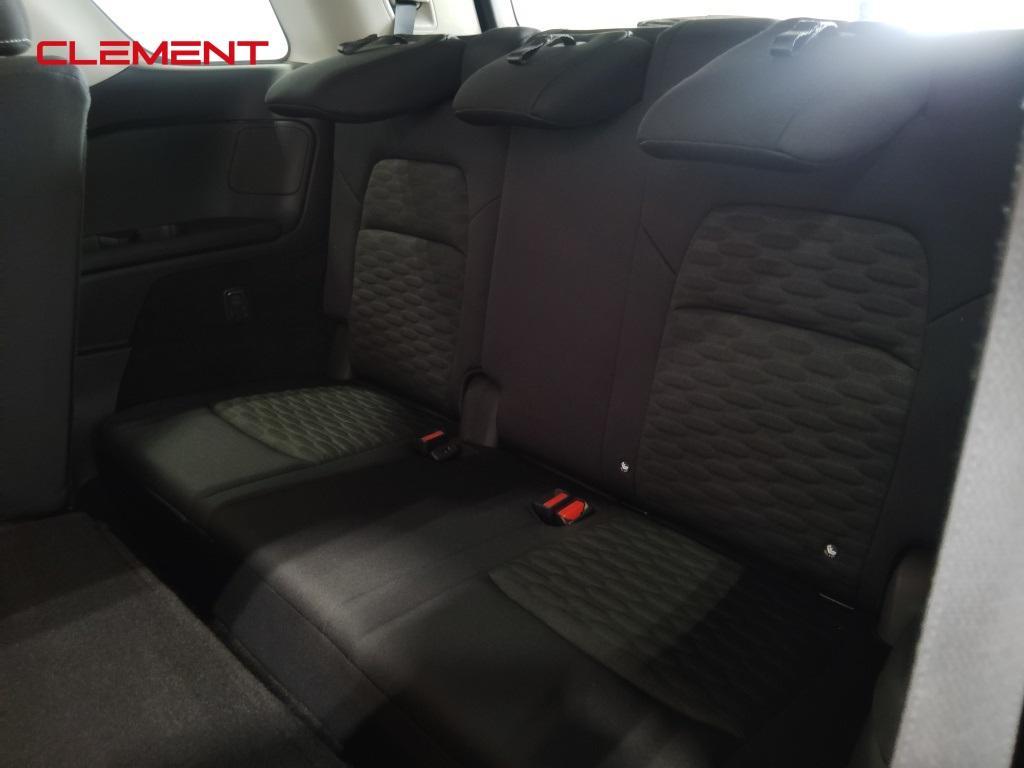 2022 Black Nissan Pathfinder