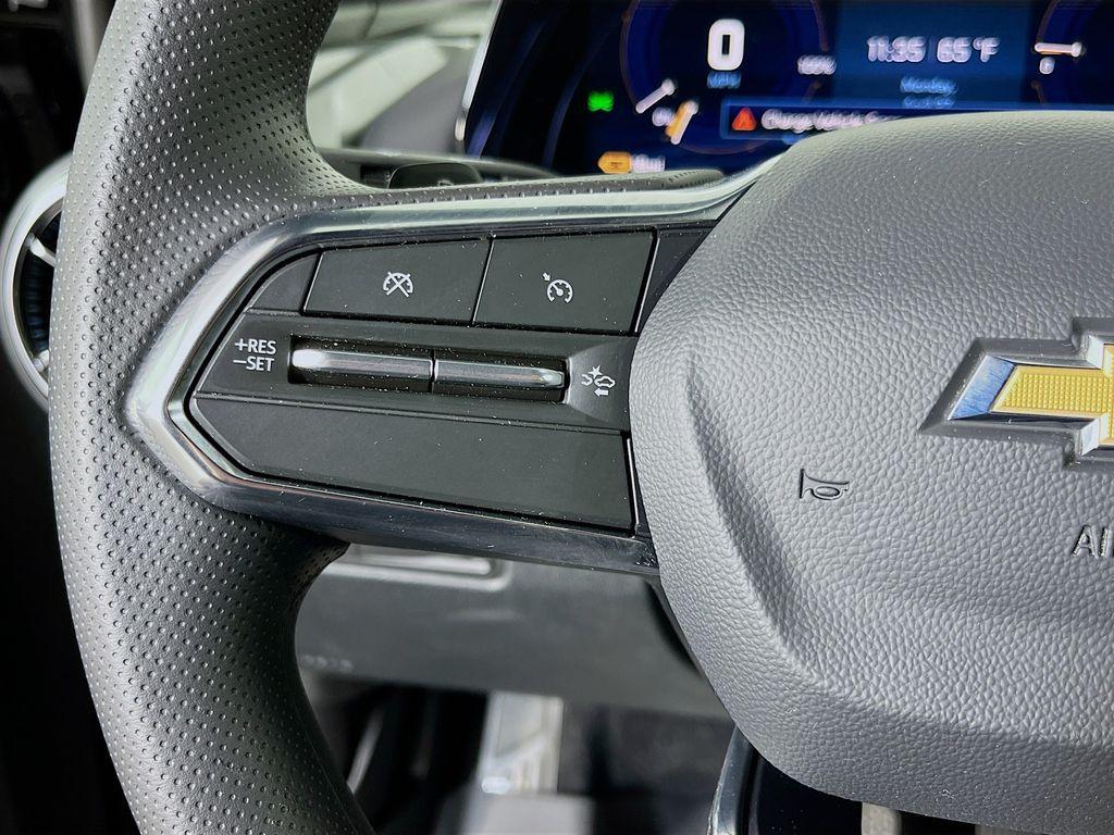 used 2026 Chevrolet Equinox EV car, priced at $31,500
