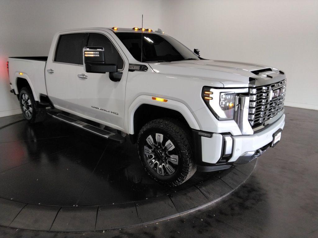 used 2025 GMC Sierra 2500 car, priced at $64,000