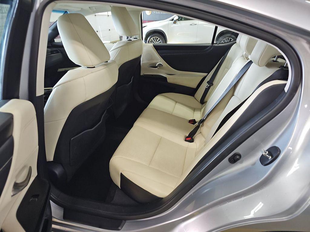 used 2022 Lexus ES 350 car, priced at $36,600