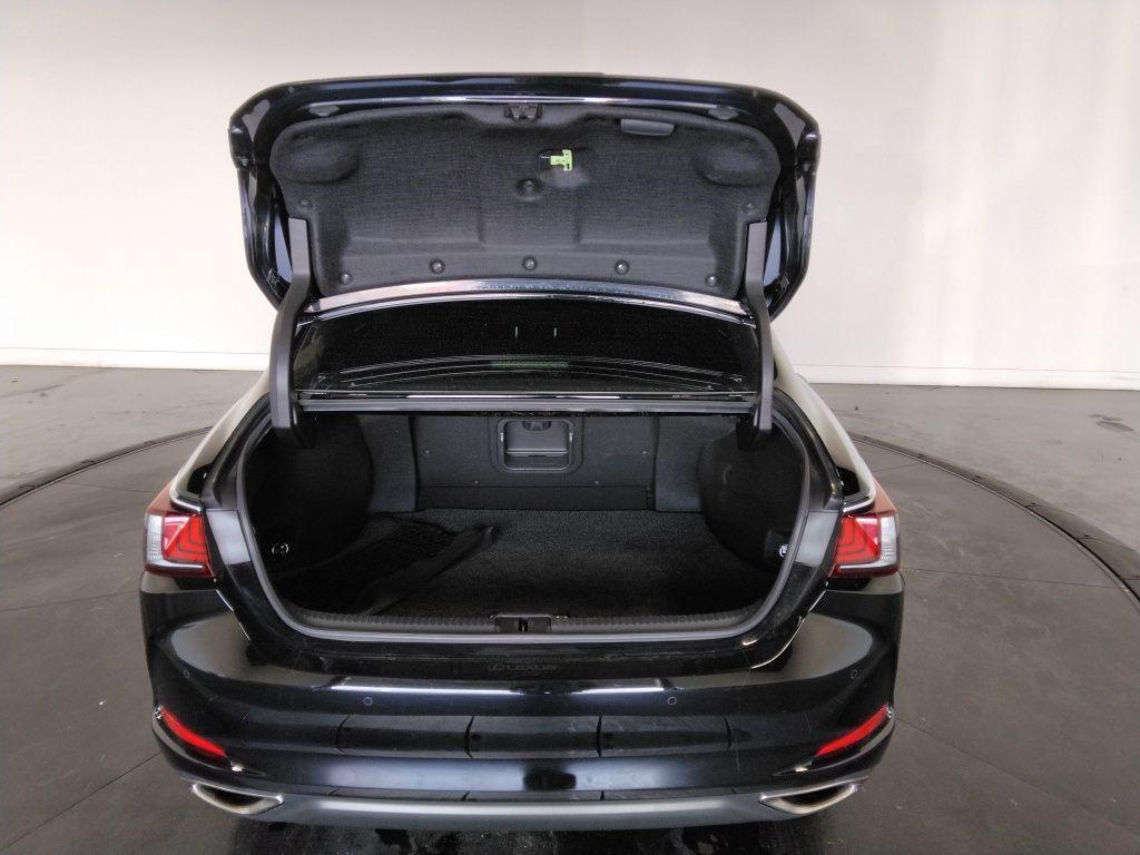 used 2019 Lexus ES 350 car, priced at $30,000