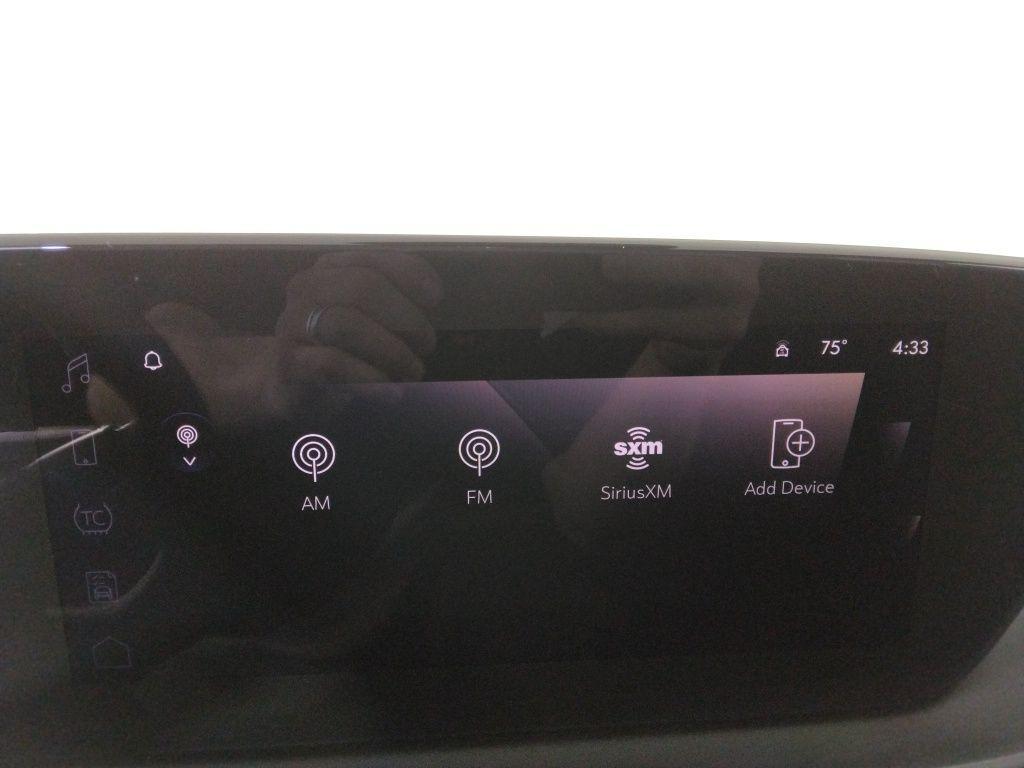 used 2025 Buick Envista car, priced at $23,000