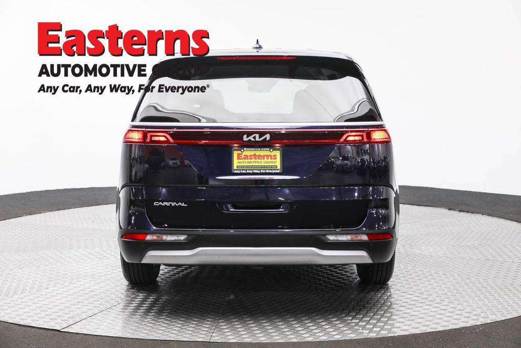 used 2024 Kia Carnival car, priced at $27,750