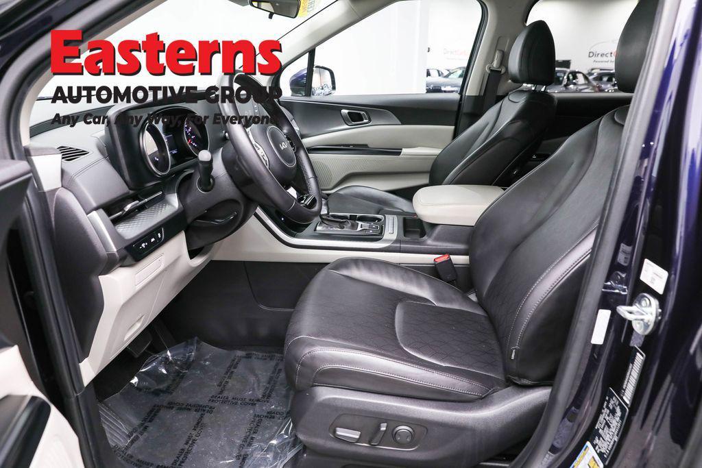 used 2024 Kia Carnival car, priced at $27,750
