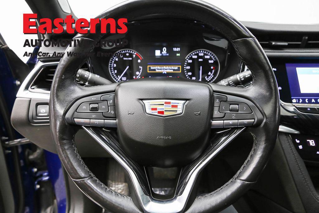 used 2023 Cadillac XT6 car, priced at $28,950
